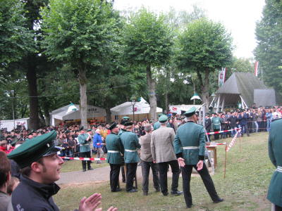 2008-07-21_0021_SF-Mo_Vogelschie�en_10h35