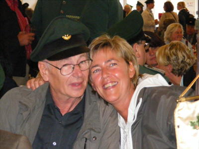 20090720__182_SF-Mo_12h53_Rotweintische